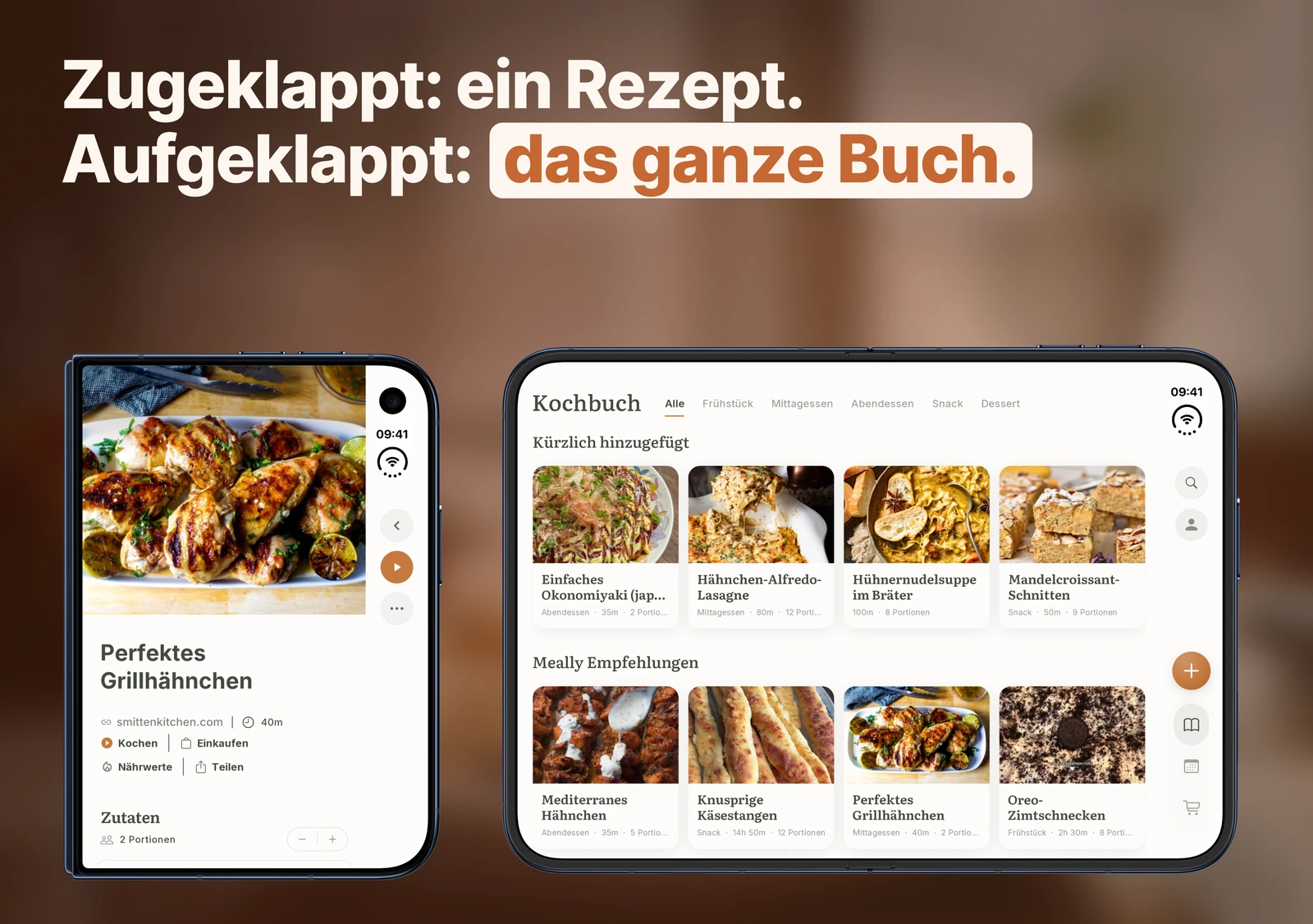 Ein zugeklapptes und ein aufgeklapptes iPhone Duo nebeneinander: ein Rezept auf dem äußeren Display, das ganze Kochbuch auf dem inneren.